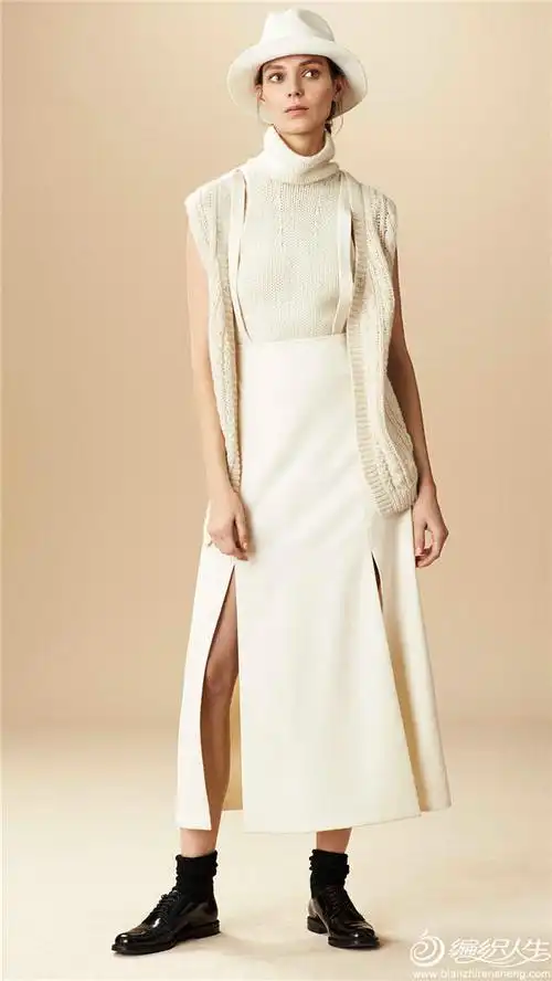 Women's long dress