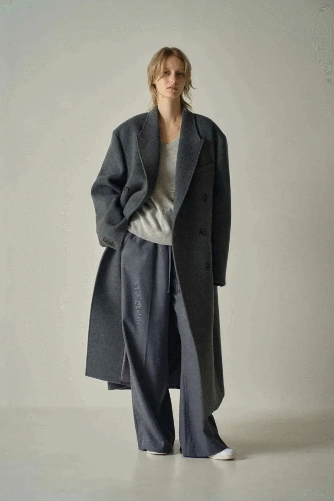 Ladies' gray woolen coat
